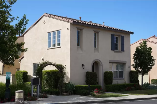 MLS: PW25147022 Condo For Sale