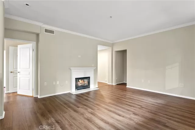 MLS: PW25147319 Condo For Sale