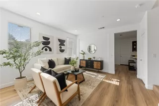 Photo #1: PW25149750 Listing 