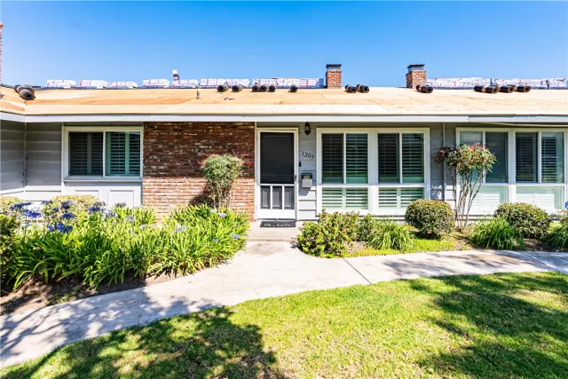 MLS: PW25150520 Condo For Sale