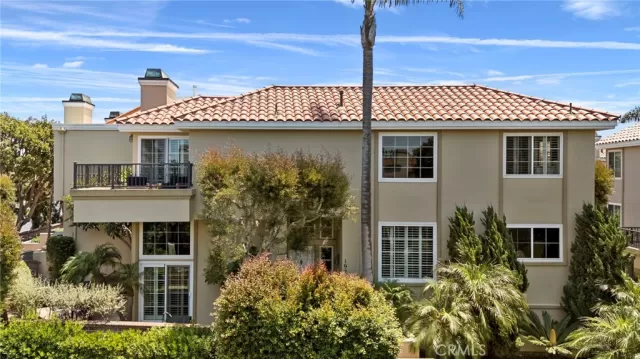 MLS: PW25156195 Condo For Sale