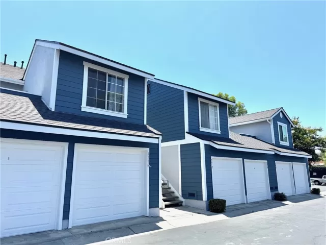 MLS: PW25156256 Condo For Sale