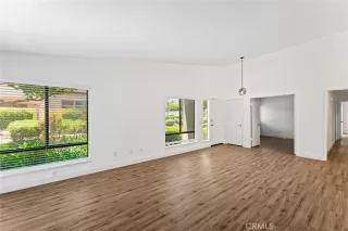 Photo #3: PW25156451 Listing 