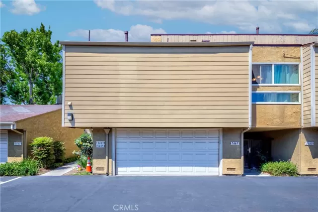 MLS: PW25156534 Condo For Sale