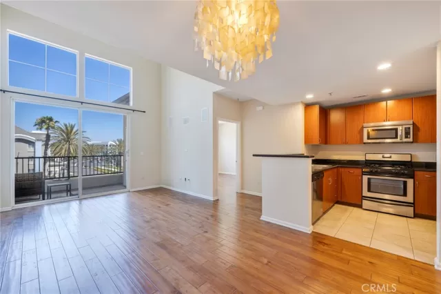 MLS: PW25156725 Condo For Sale