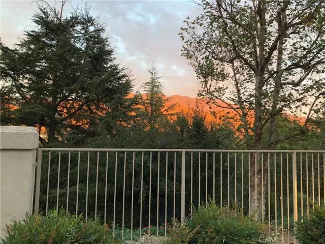 MLS: PW25157132 Condo For Sale