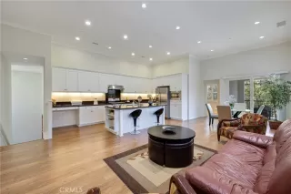 Photo #2: PW25157300 Listing 