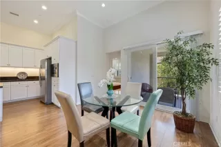 Photo #6: PW25157300 Listing 