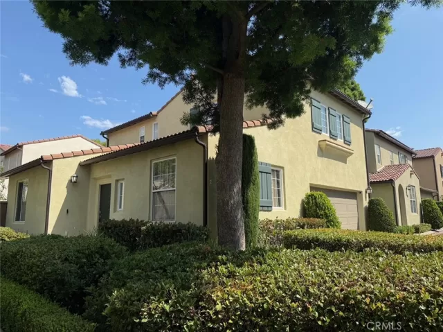 MLS: PW25158029 Condo For Sale