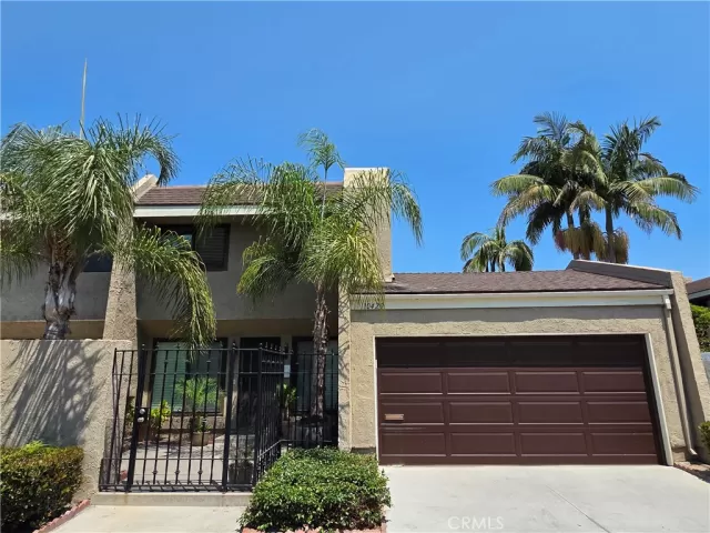 MLS: PW25159114 Condo For Sale