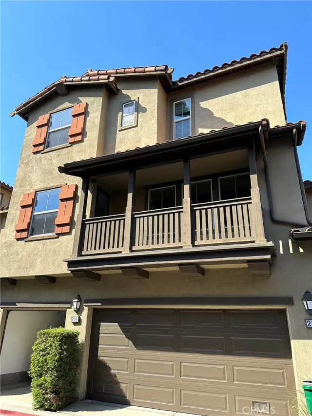 MLS: PW25159248 Condo For Sale