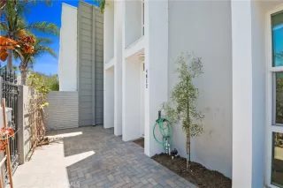 Photo #2: PW25160560 Listing 