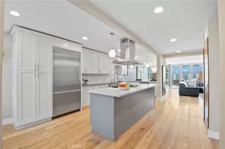 Photo #6: PW25160560 Listing 