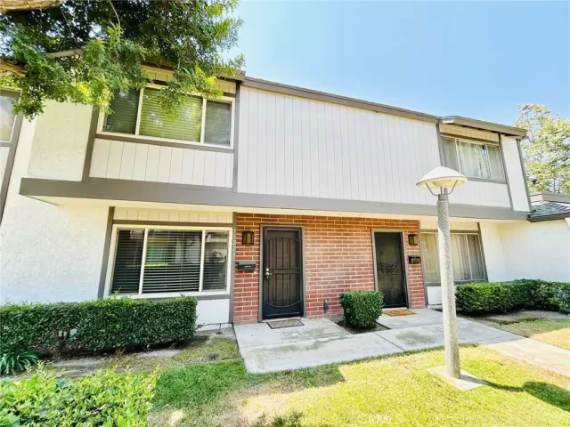 MLS: PW25160814 Condo For Sale