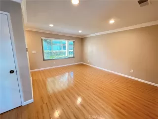 Photo #4: PW25160814 Listing