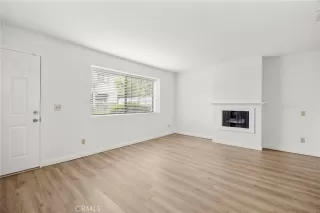 Photo #3: PW25161242 Listing