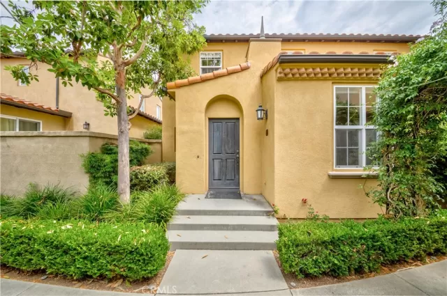 MLS: PW25162158 Condo For Sale