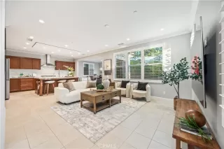 Photo #2: PW25163400 Listing