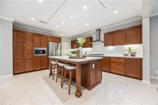 Photo #4: PW25163400 Listing