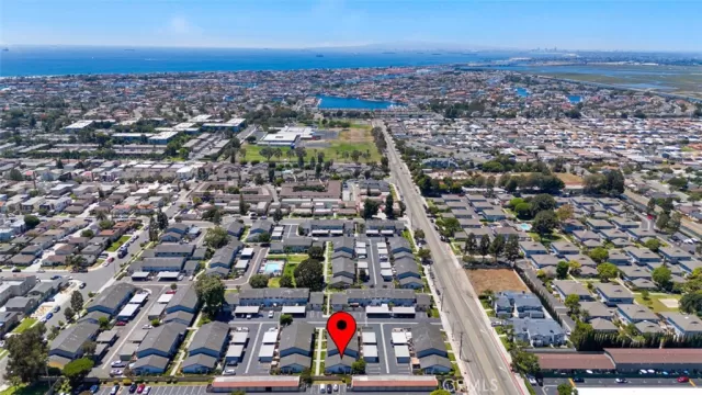 MLS: PW25164508 Condo For Sale