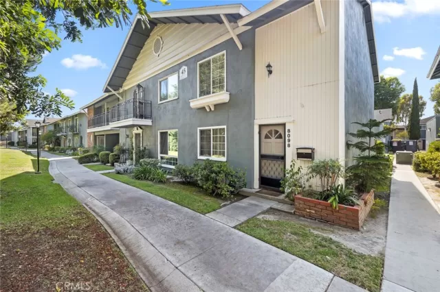 MLS: PW25165601 Condo For Sale