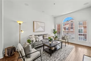 Photo #2: PW25165681 Listing