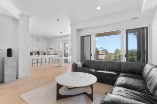 Photo #3: PW25167377 Listing 