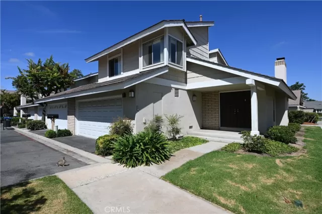 MLS: PW25168000 Condo For Sale