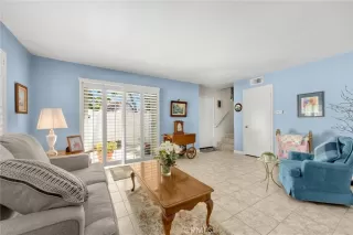 Photo #3: PW25171125 Listing