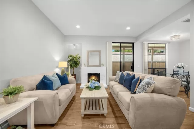 MLS: PW25172130 Condo For Sale