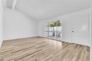 Photo #4: PW25173175 Listing