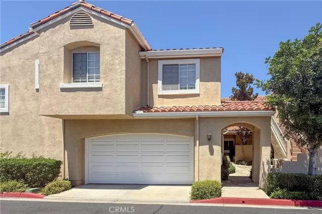 MLS: PW25174671 Condo For Sale