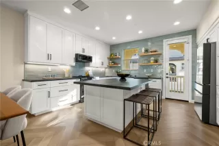 Photo #3: PW25174688 Listing