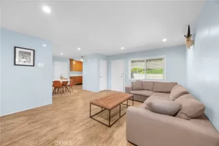 Photo #5: PW25178159 Listing 