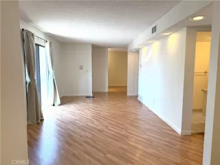 Photo #4: PW25178349 Listing