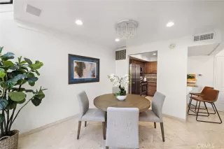 Photo #4: PW25178760 Listing 