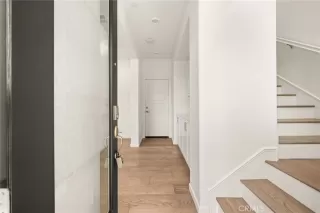 Photo #1: PW25179803 Listing 