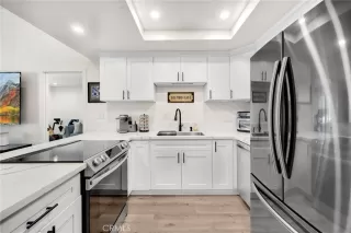 Browse active condo listings in PARK RIDGE