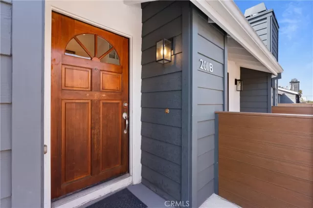 MLS: PW25180524 Condo For Sale