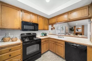 Photo #5: PW25180681 Listing 