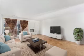 Photo #2: PW25180834 Listing 