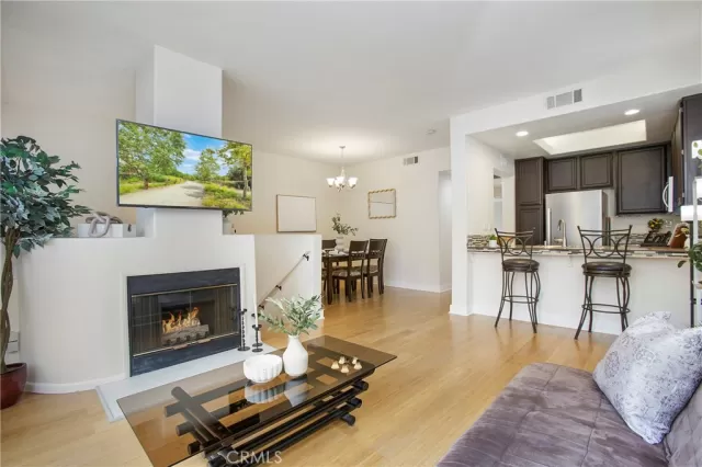 MLS: PW25180896 Condo For Sale