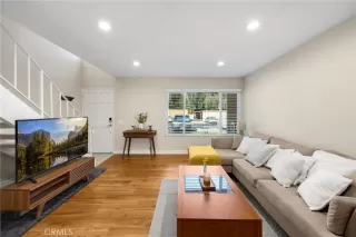 Photo #6: PW25181102 Listing