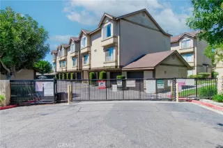 Photo #2: PW25182202 Listing 