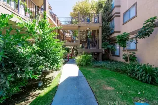 Photo #4: PW25182202 Listing 