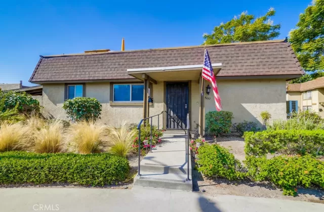 MLS: PW25183070 Condo For Sale