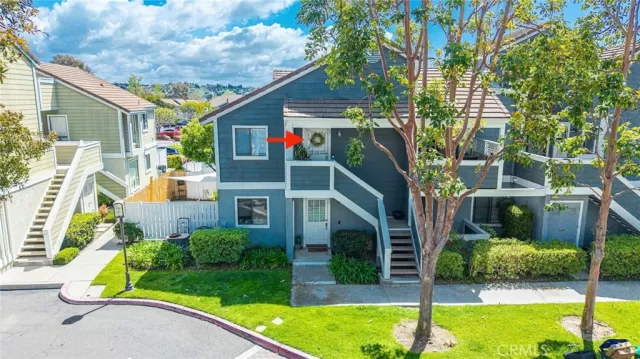 MLS: PW25184572 Condo For Sale