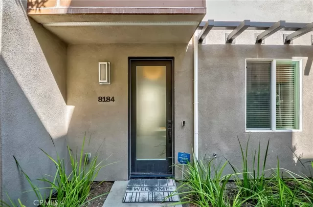 MLS: PW25184999 Condo For Sale