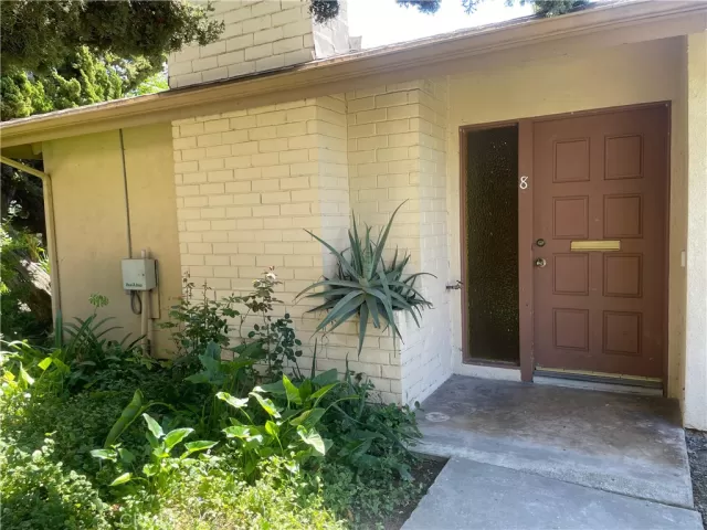 MLS: PW25185019 Condo For Sale