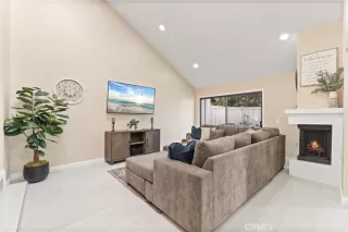 Photo #6: PW25185890 Listing 